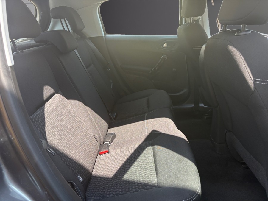 PEUGEOT d'occasion 208 1.5 BLUE HDI 102 ALLURE BUSINESS de 2019 Le
