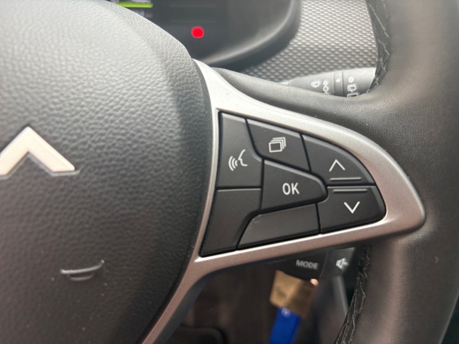 DACIA d'occasion JOGGER 1.6 HYBRID 140 EXPRESSION + BA de 2024 Le