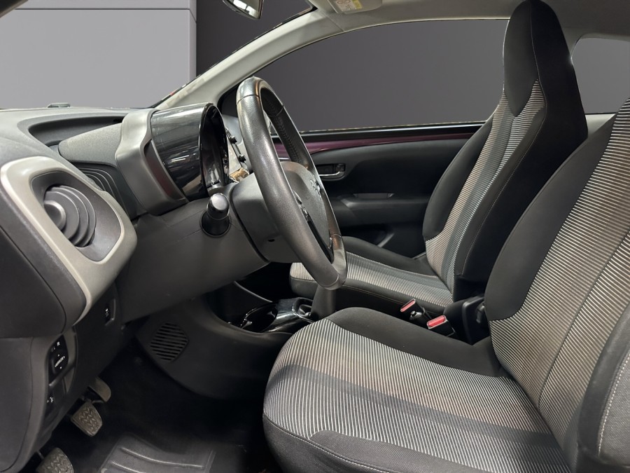 PEUGEOT d'occasion 108 1.2 VTI de 2015 Lyon Ouest (69)﻿