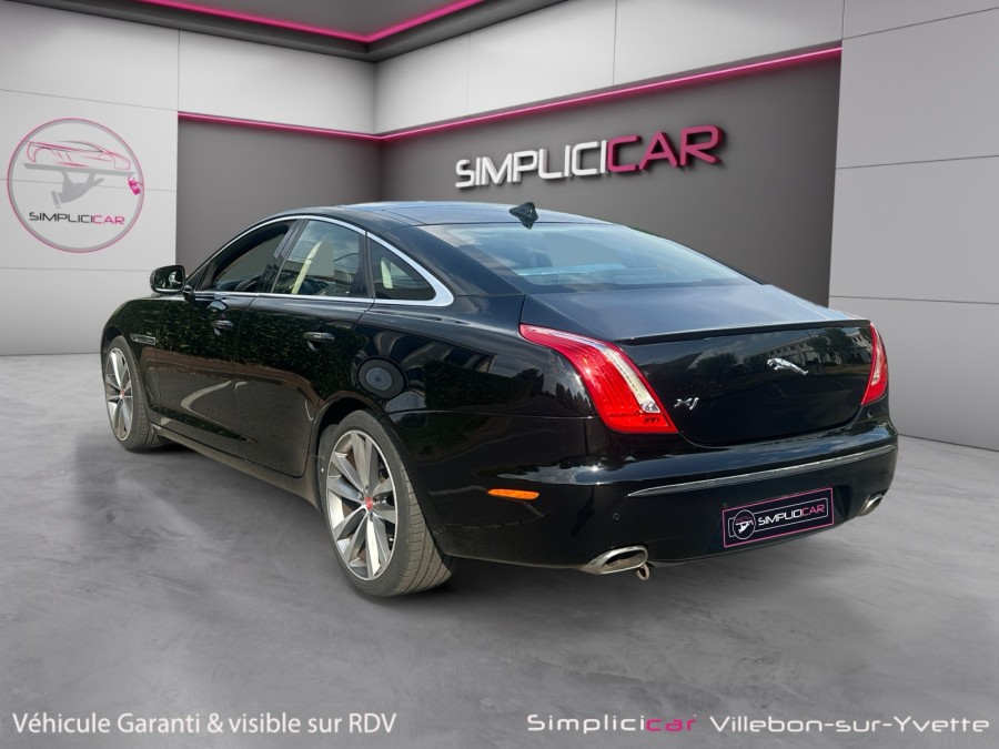 JAGUAR d'occasion XJ 3.0D V6 Portfolio BVA8 de 2015 Villebon Sur