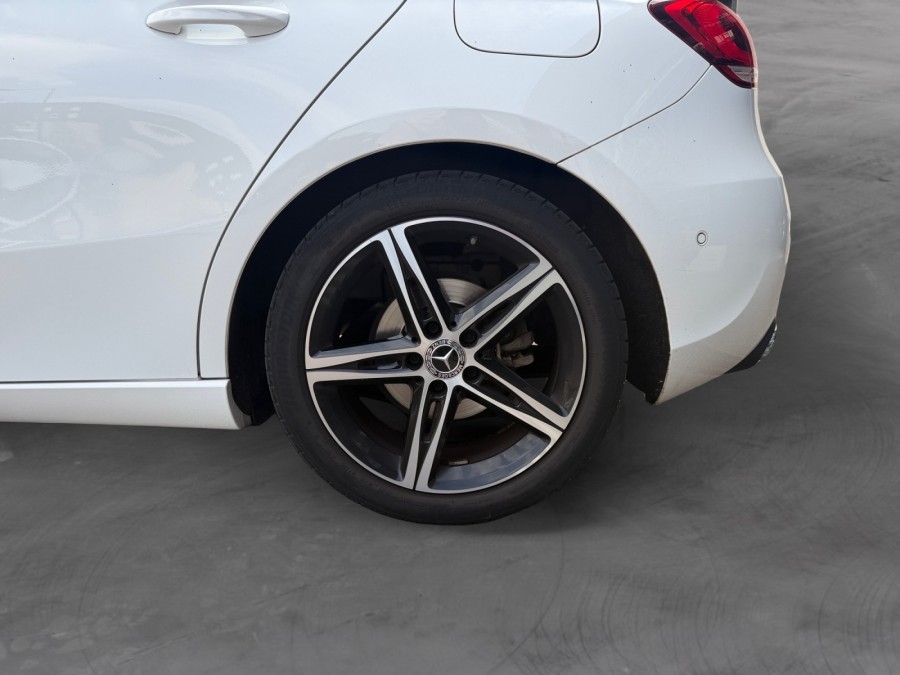 MERCEDES d'occasion CLASSE A MERCEDES CLASSE 180 PROGRESSIVE LINE de