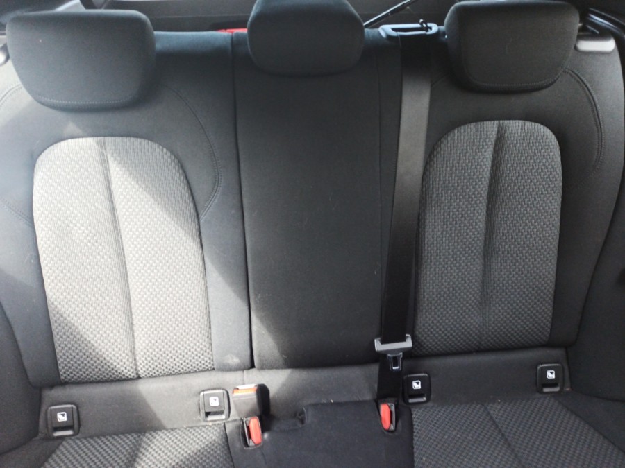 BMW d'occasion SERIE 1 118D LOUNGE BVA 8 de 2020 Brest (29)﻿