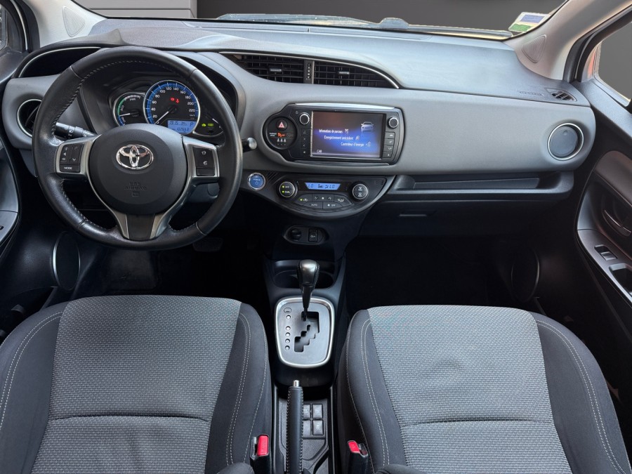 TOYOTA d'occasion YARIS 100H DYNAMIC BUSINESS de 2016 Toulon Est (83)﻿
