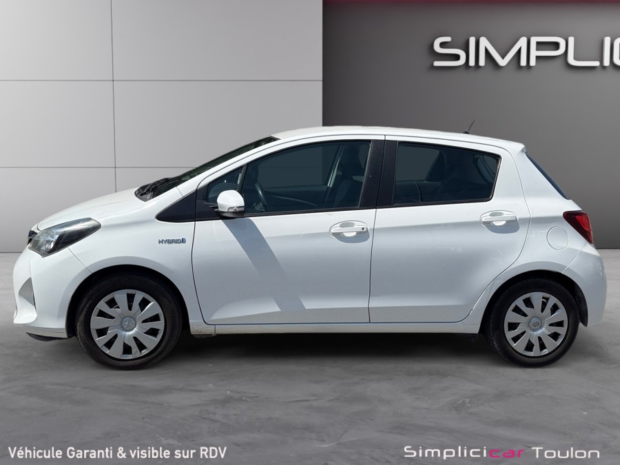 TOYOTA d'occasion YARIS 100H DYNAMIC BUSINESS de 2016 Toulon Est (83)﻿