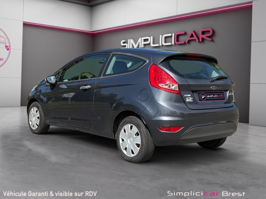 FORD d'occasion FIESTA VI 1.4 TDCI 68 AMBIENTE de 2010 Brest (29)﻿