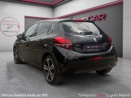 PEUGEOT d'occasion 208 I 1.5 BLUE HDI 100 GT LINE 2019 de 2019 Lyon