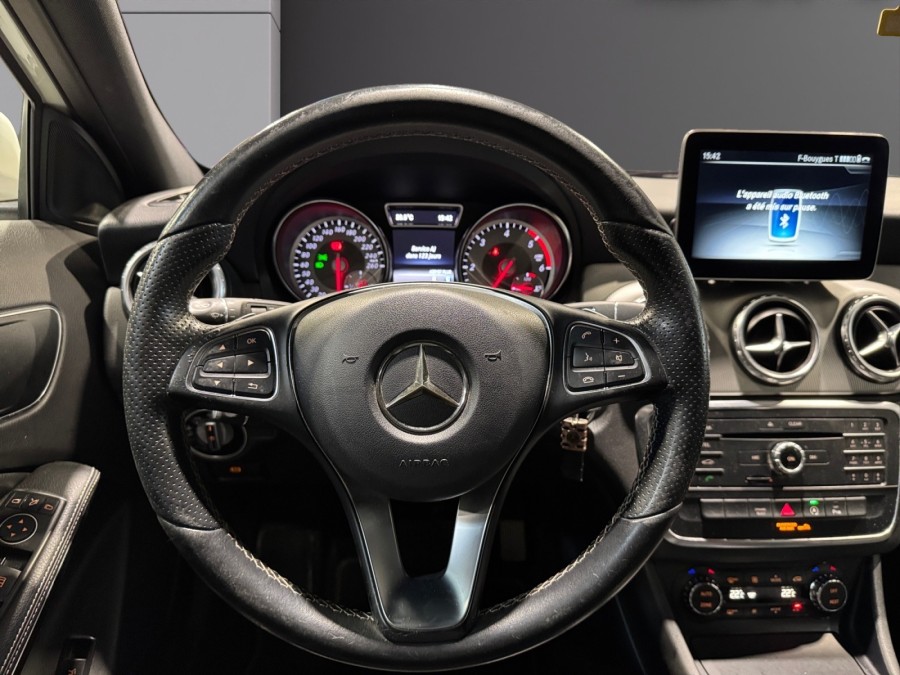 MERCEDES d'occasion CLASSE GLA GLA 200 D BUSINESS EDITION BA de 2016