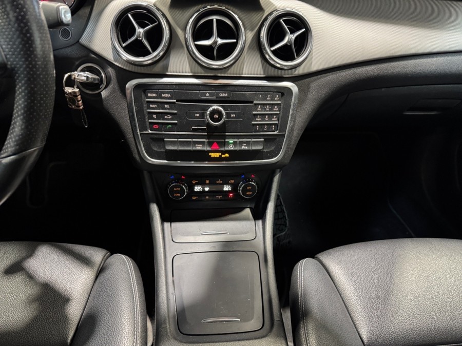 MERCEDES d'occasion CLASSE GLA GLA 200 D BUSINESS EDITION BA de 2016