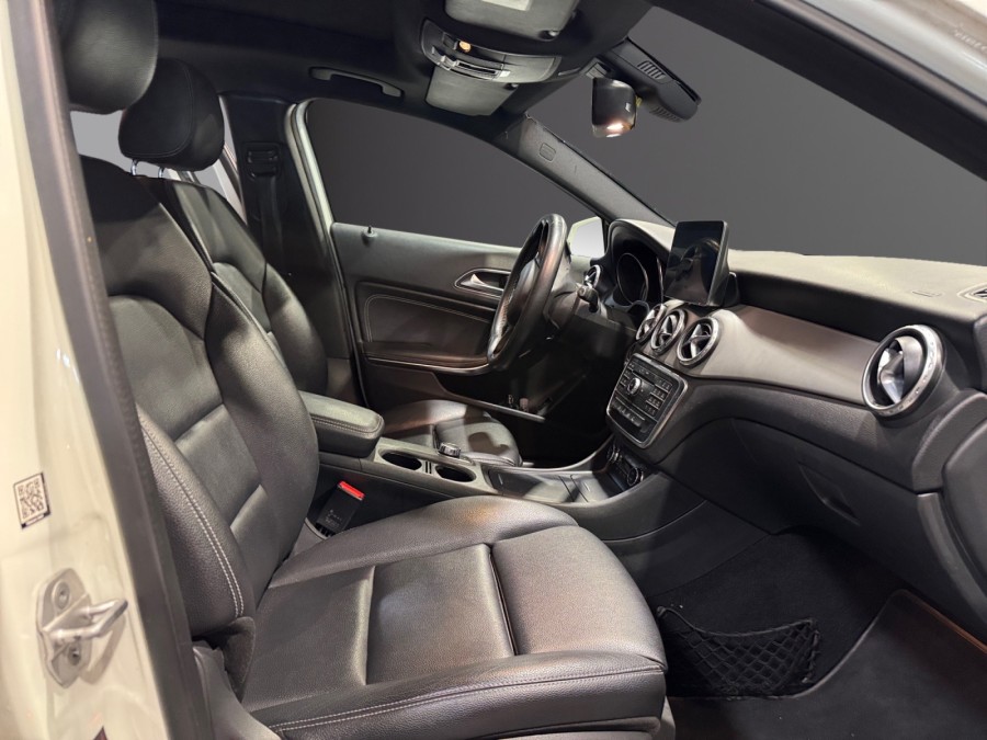 MERCEDES d'occasion CLASSE GLA GLA 200 D BUSINESS EDITION BA de 2016