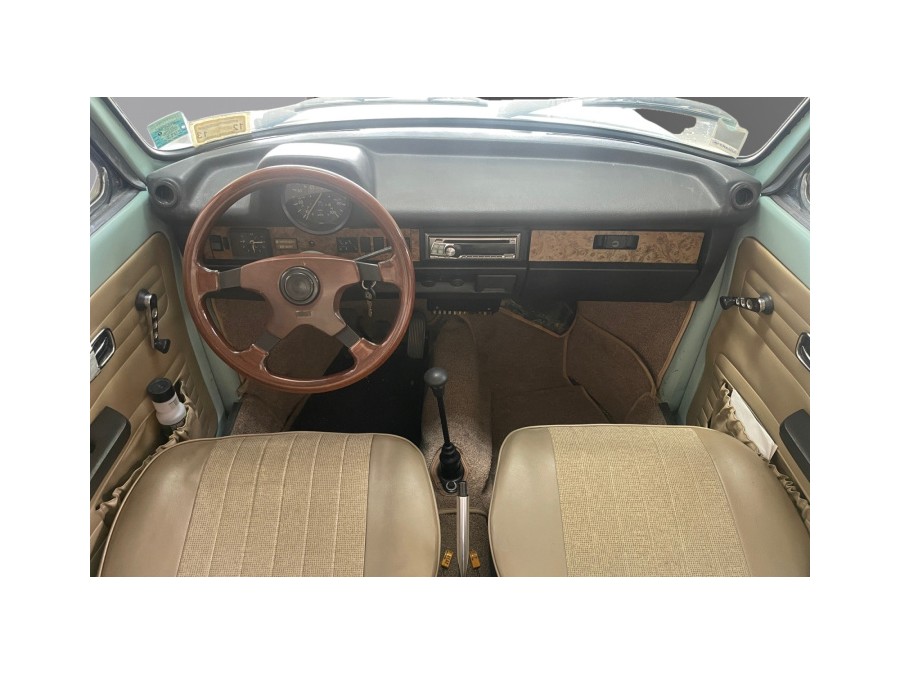 VOLKSWAGEN d'occasion COCCINELLE E de 1978 Royan (17)﻿