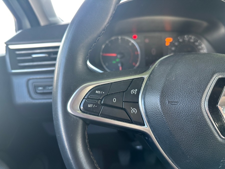 RENAULT d'occasion CLIO V 1.5 BLUE DCI 115 BUSINESS de 2019 Salon de