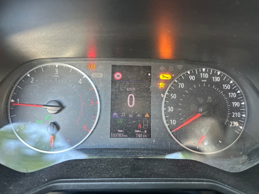 RENAULT d'occasion CLIO V 1.5 BLUE DCI 115 BUSINESS de 2019 Salon de