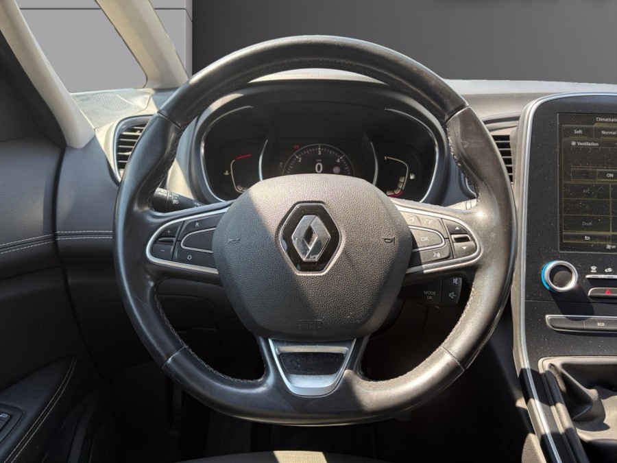 RENAULT d'occasion SCÉNIC IV 1.6 DCI 130 ENERGY INTENS de 2017 Lyon