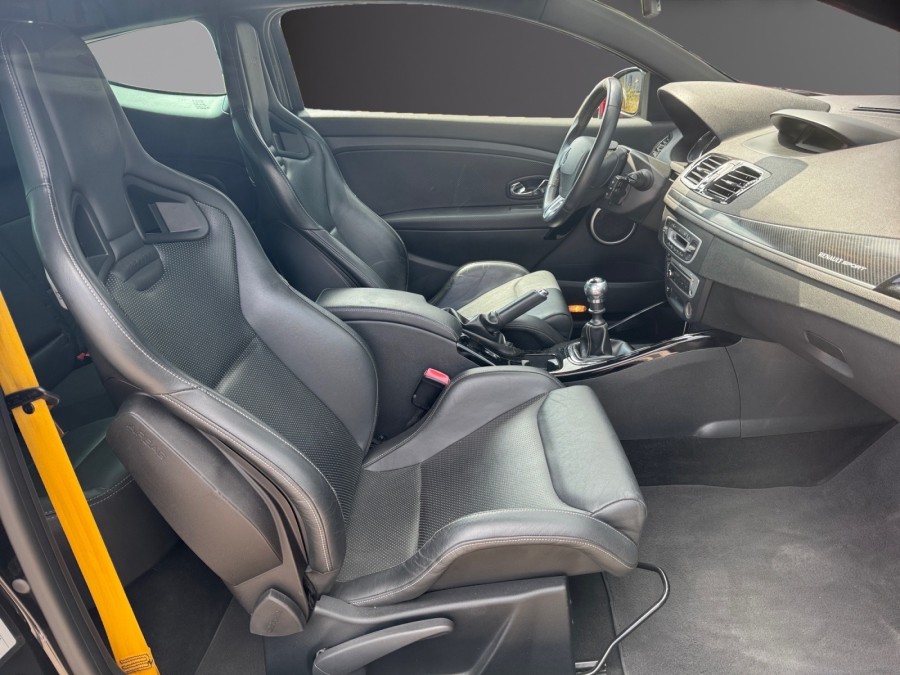 RENAULT d'occasion MEGANE 2.0 16V 265 RS RB7 de 2012 Troyes (10)﻿