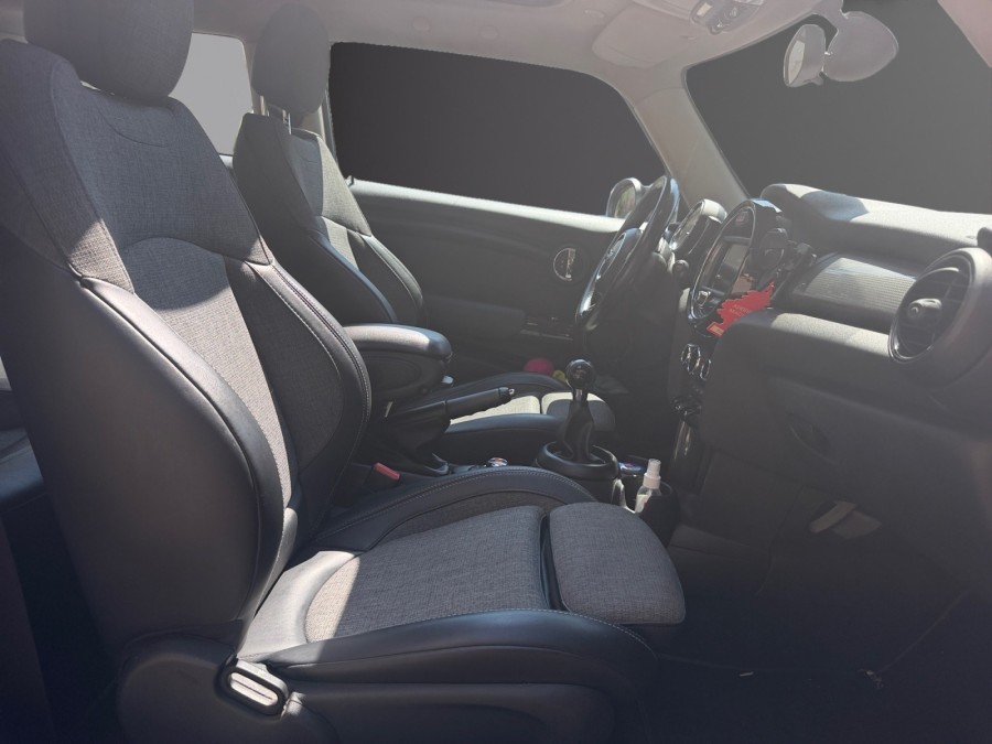 MINI d'occasion MINI COOPER D 116 de 2018 Cannes (06)﻿