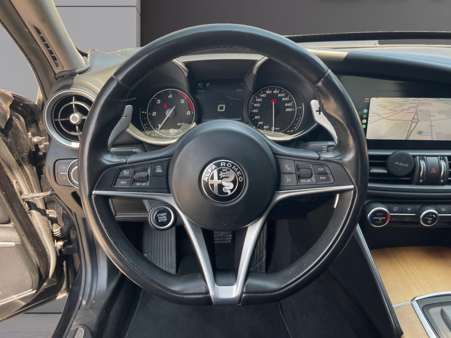 ALFA ROMEO d'occasion GIULIA 2.2 JTD 180 LUSSO de 2016 Lyon Nord (69)﻿
