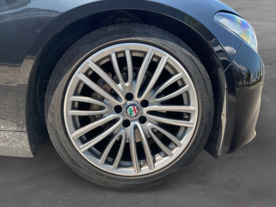 ALFA ROMEO d'occasion GIULIA 2.2 JTD 180 LUSSO de 2016 Lyon Nord (69)﻿