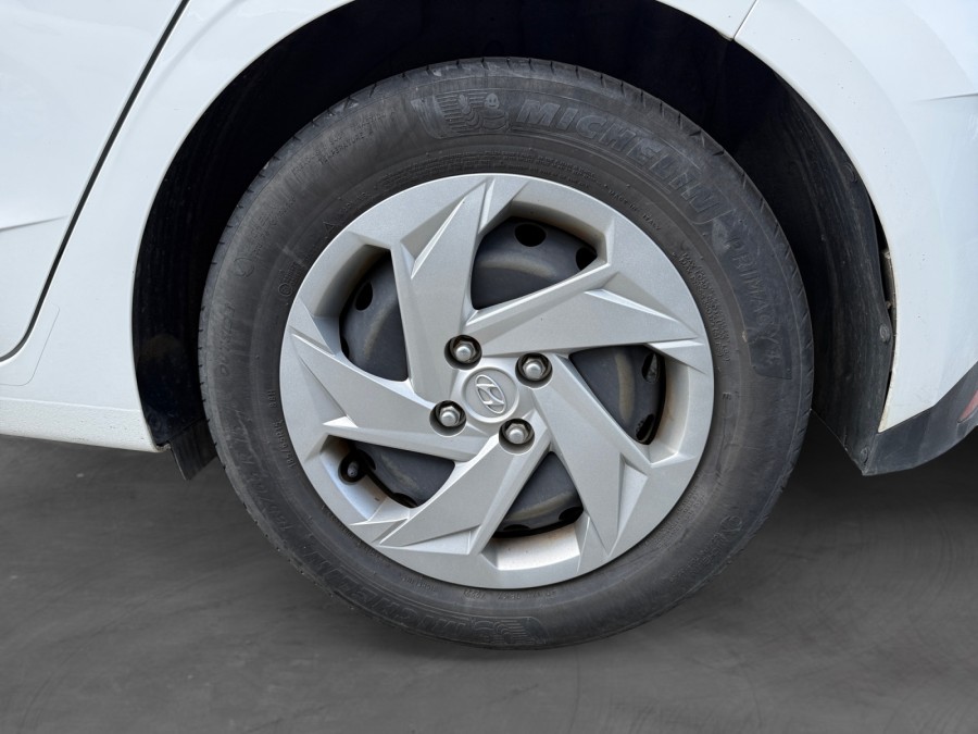 HYUNDAI d'occasion I20 1.0 T-GDI 100 HYBRID 48V BUSINESS DCT de 2023