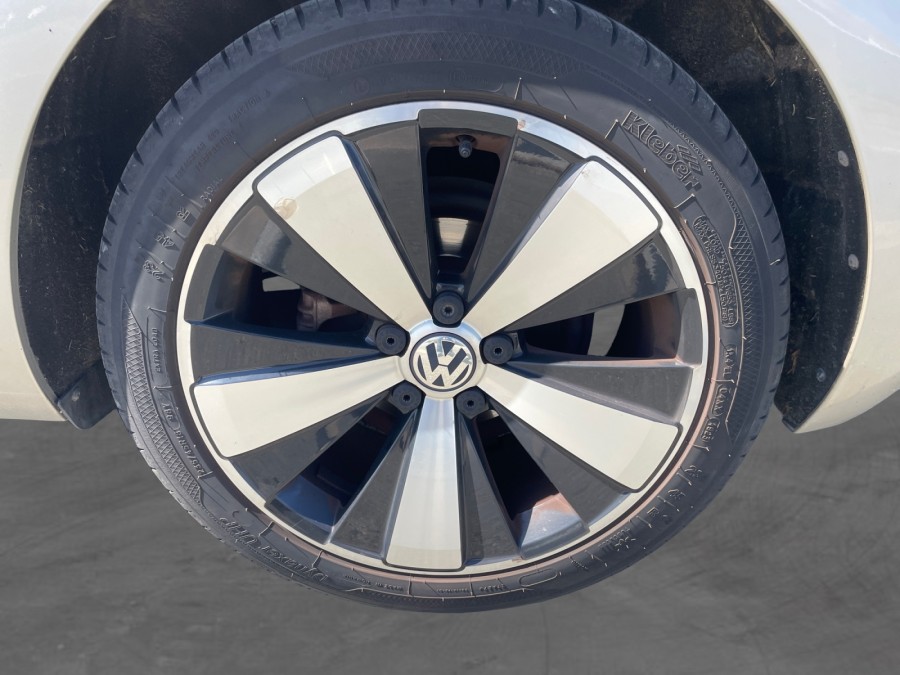 VOLKSWAGEN d'occasion COCCINELLE CABRIOLET 1.2 TSI 105 ch Haute