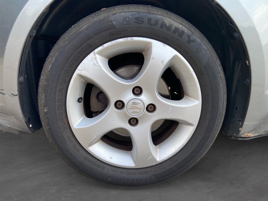 SUZUKI d'occasion SWIFT III 1.5I 102 de 2007 Brest (29)﻿