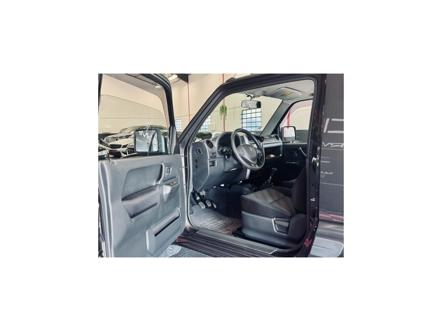 SUZUKI d'occasion JIMNY VEHICULE TOUT TERRAIN FERME 1.3 VVT JX de