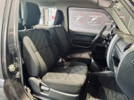 SUZUKI d'occasion JIMNY VEHICULE TOUT TERRAIN FERME 1.3 VVT JX de