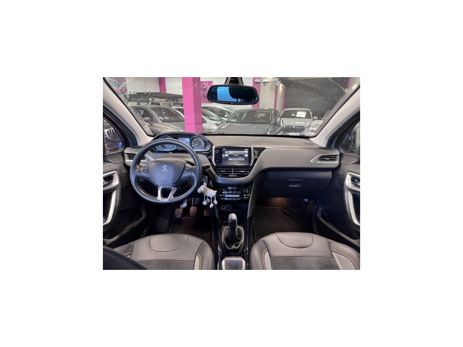PEUGEOT d'occasion 2008 I 1.2 PURE TECH 110 CROSSWAY de 2015 Villebon