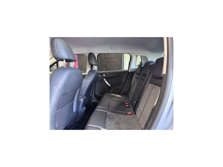PEUGEOT d'occasion 2008 I 1.2 PURE TECH 110 CROSSWAY de 2015 Villebon