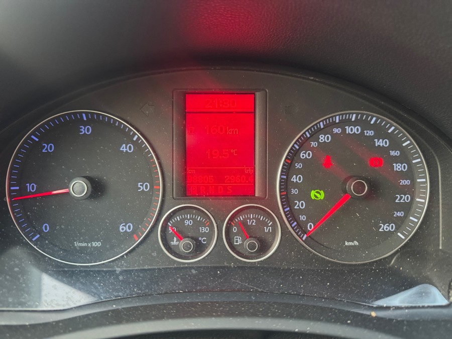 VOLKSWAGEN d'occasion JETTA III CONFORTLINE 1.9 TDI 105 DSG7 de 2010