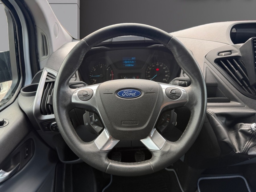 FORD d'occasion TRANSIT CUSTOM 2.2 TDCi 16V de 2013 Vernon (27)﻿