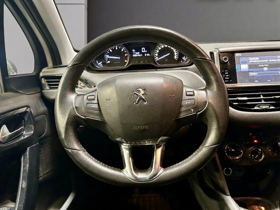 PEUGEOT d'occasion 208 I STYLE 1.6 BLUE HDI 75 PRO de 2015