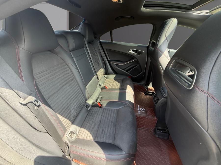 MERCEDES d'occasion CLA COUPE CLA 220 CDI ORANGE ART EDITION BA de