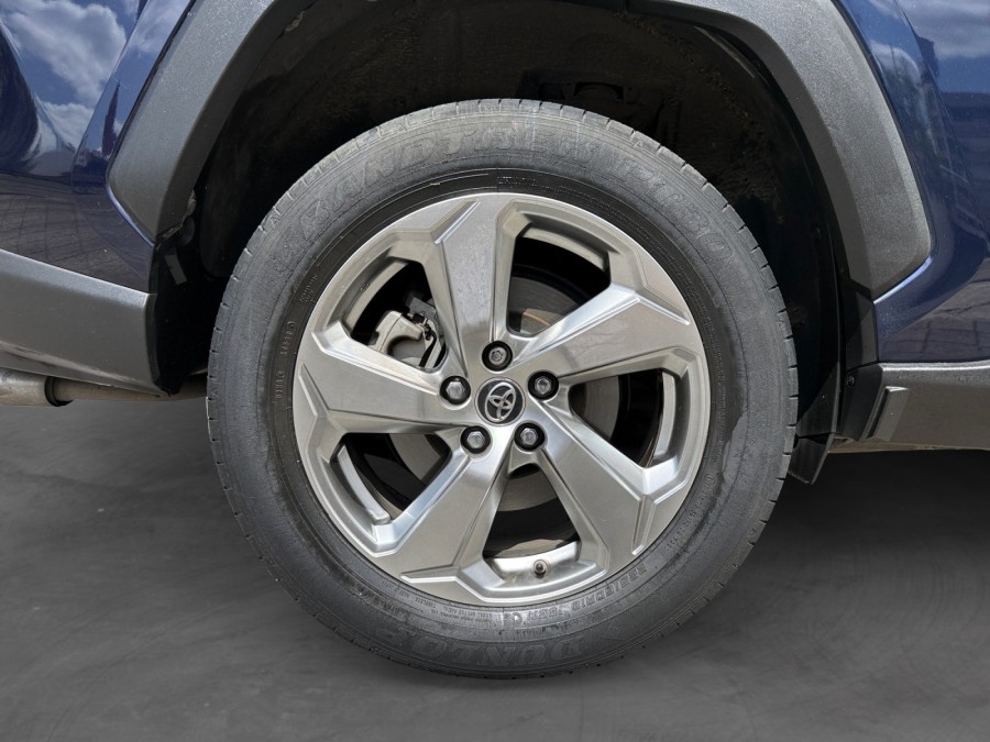 TOYOTA d'occasion RAV 4 V HYBRIDE 218 2WD DYNAMIC de 2019 Montreuil