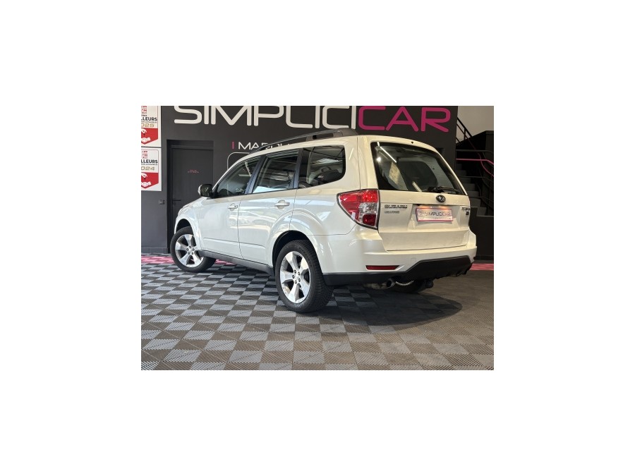 SUBARU d'occasion FORESTER 2.0 D BOXER XS de 2011 Aix Les Bains (73)﻿
