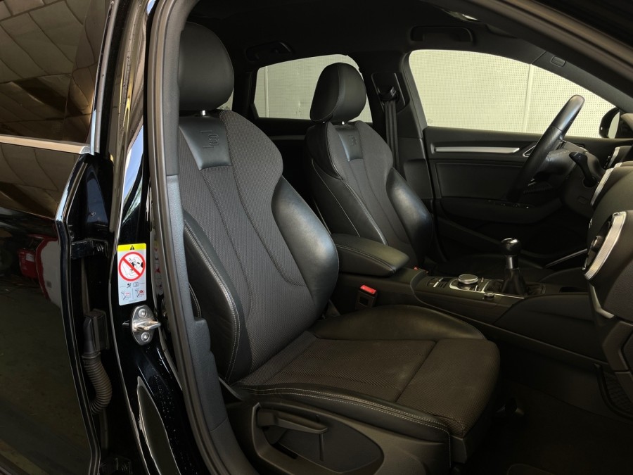 AUDI d'occasion A3 LIMOUSINE 35 TFSI 150 S LINE de 2018 La Flèche