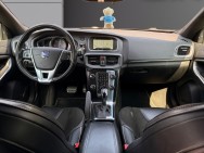 VOLVO d'occasion V40 BERLINE BICORPS TROIS OU CINQ PORTES D4 190