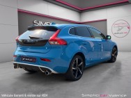 VOLVO d'occasion V40 BERLINE BICORPS TROIS OU CINQ PORTES D4 190