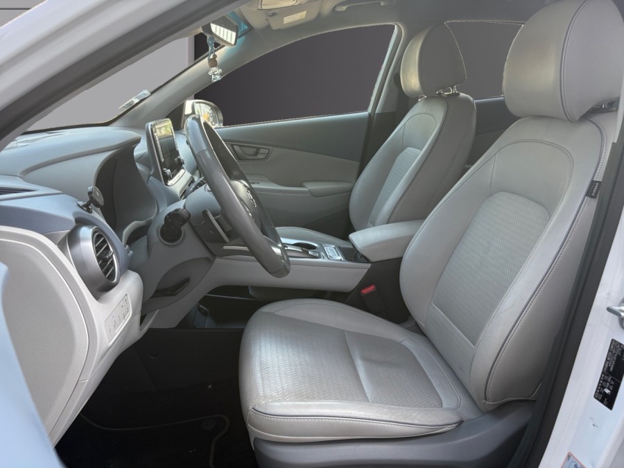 HYUNDAI d'occasion KONA ELECTRIC 204 BUSINESS de 2019 Lyon St Priest
