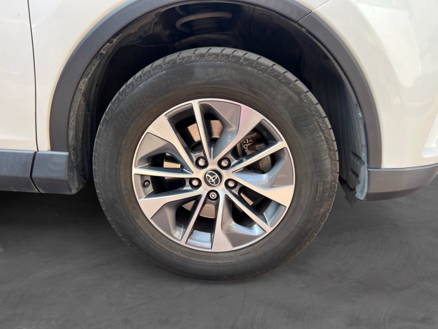 TOYOTA d'occasion RAV 4 IV HYBRIDE 2WD DYNAMIC BUSINESS 2.5i de 2017
