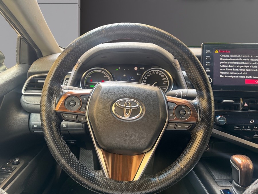 TOYOTA d'occasion CAMRY HYBRIDE 218 2WD DYNAMIC 21 de 2023 Paris 15