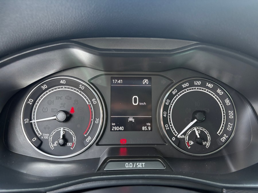 SKODA d'occasion KAMIQ 1.0 TSI 95 Ambition de 2023 Caen (14)﻿