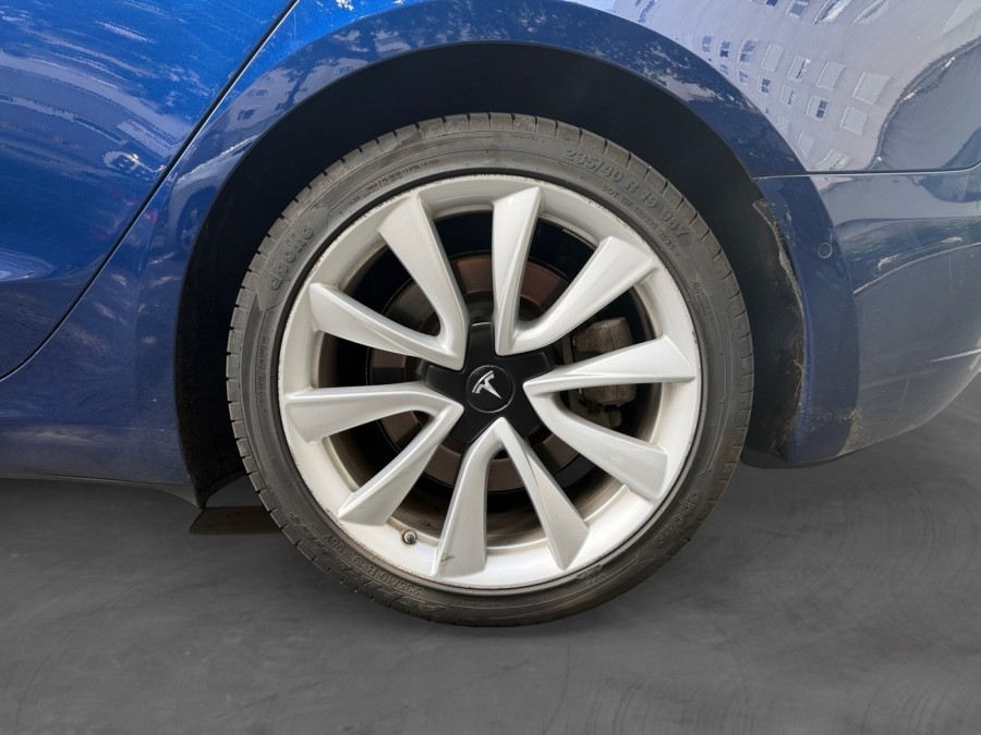 TESLA d'occasion MODEL 3 STANDARD PLUS de 2019 Paris 15 (75)﻿