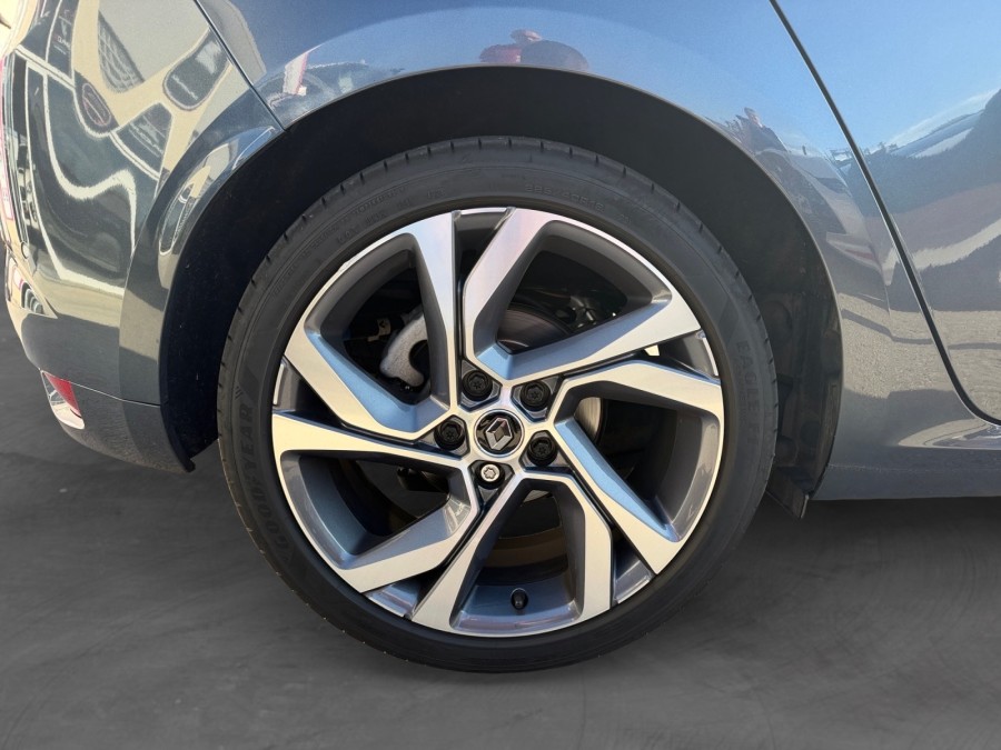 RENAULT d'occasion MEGANE IV BERLINE BICORPS TROIS OU CINQ PORTES 1.5