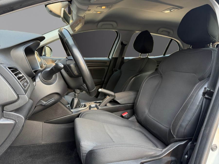 RENAULT d'occasion MEGANE IV 1.5 BLUE DCI 95 Business de 2021