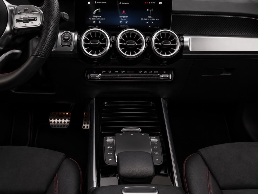 MERCEDES d'occasion GLB 200 D 2.0 AMG LINE de 2023 Vernon (27)﻿