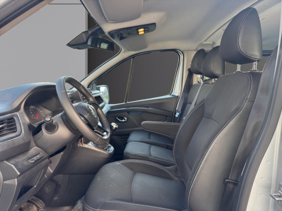 RENAULT d'occasion TRAFIC CA L2H1 3T 2.0 BLUE DCI 130 de 2023