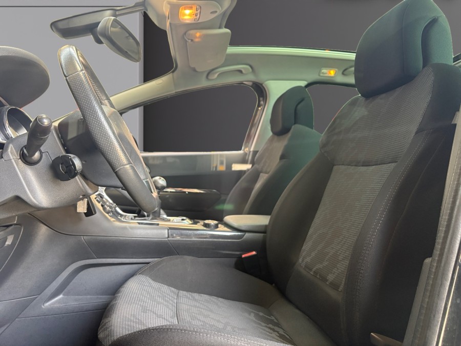 PEUGEOT d'occasion 3008 I MONOSPACE 2.0 HDI 16V 150 ROLLAND GARROS de