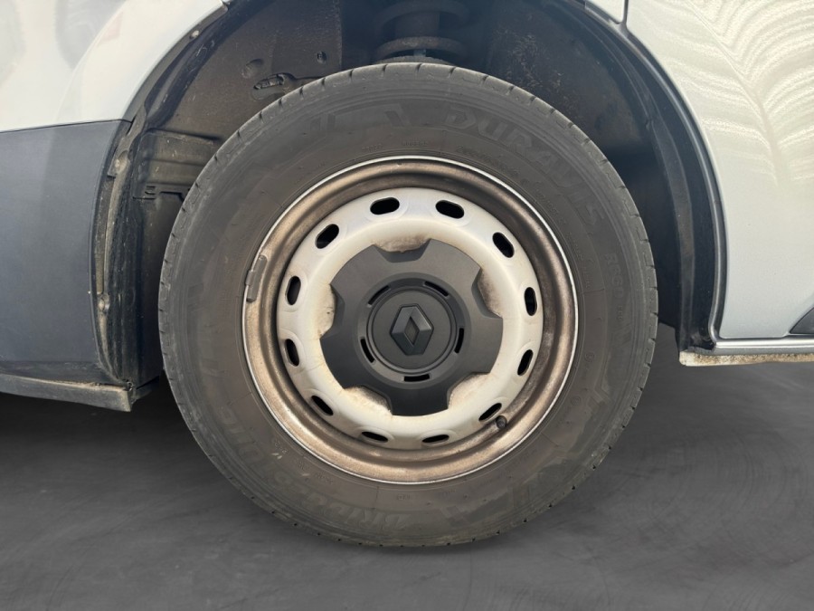 RENAULT d'occasion TRAFIC CA L2H1 3T 2.0 BLUE DCI 130 de 2023