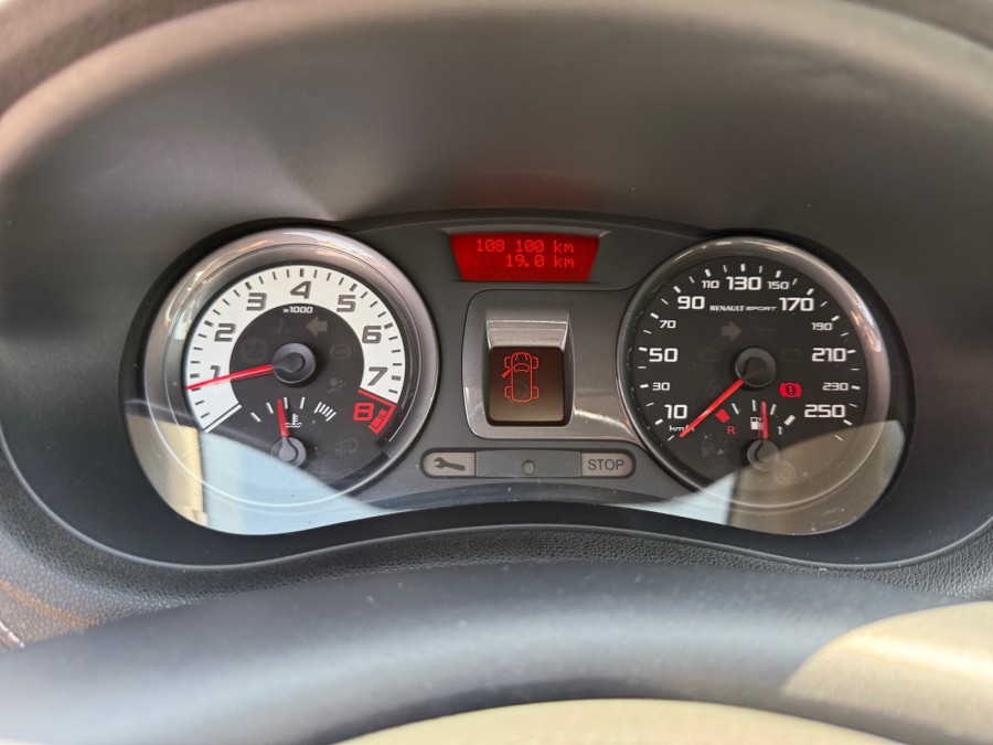 RENAULT d'occasion CLIO III RENAULT SPORT CUP 2.0 16V de 2012