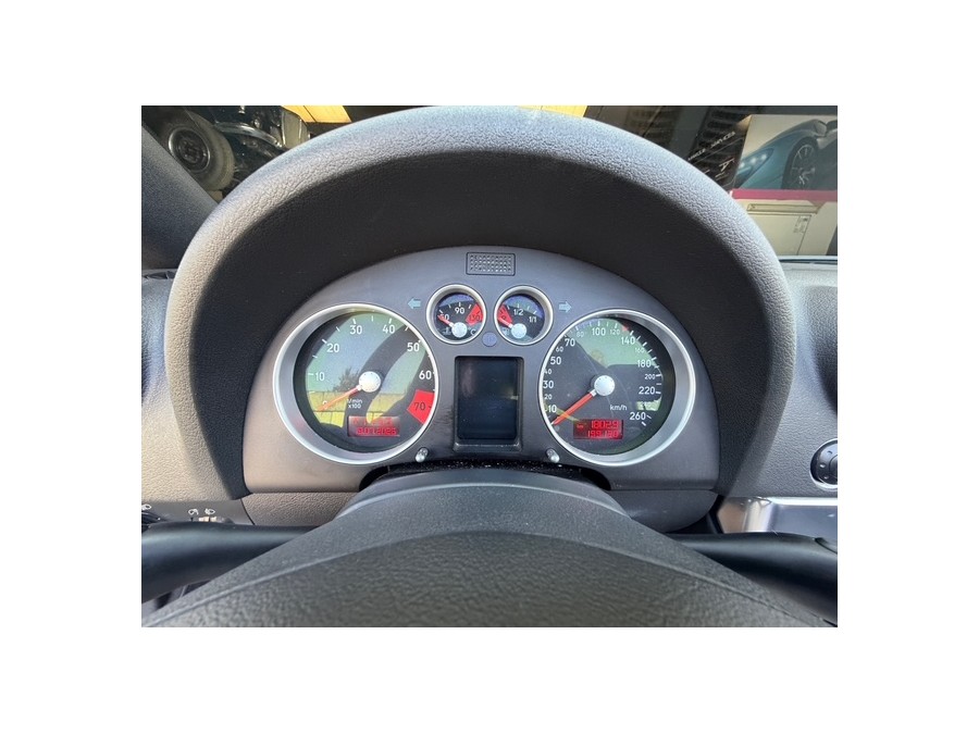AUDI d'occasion TT 1.8 T ROADSTER de 2005 Tours (37)﻿